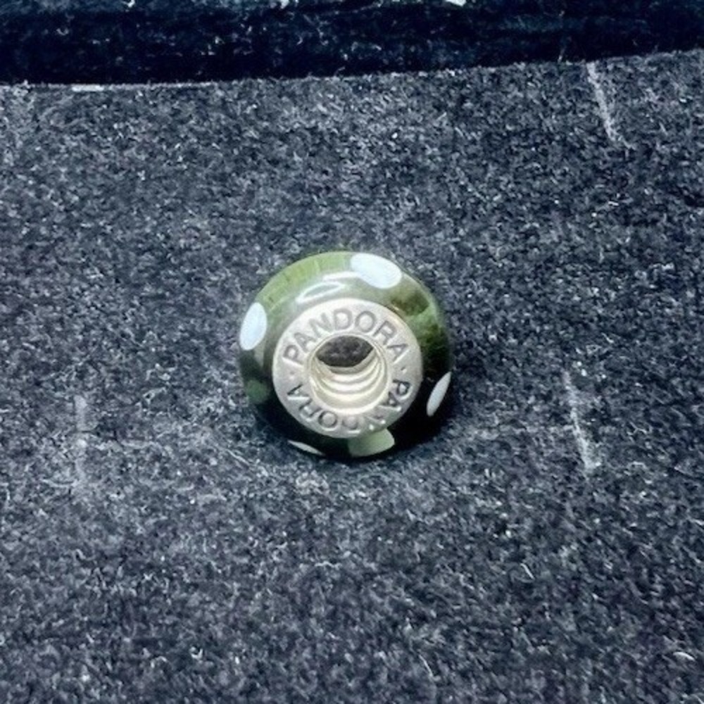 Authentic Pandora S925 ALE SS Murano Glass Green White Polka Dot Charm 790603